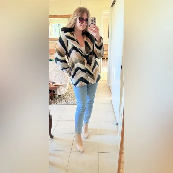 TopShop Multicolor Chevron Faux Fur Coat - Picture 12 of 13